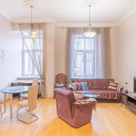 Apartamento Lovely 1 Bedroom Apart, For Business Travellers Or Couple